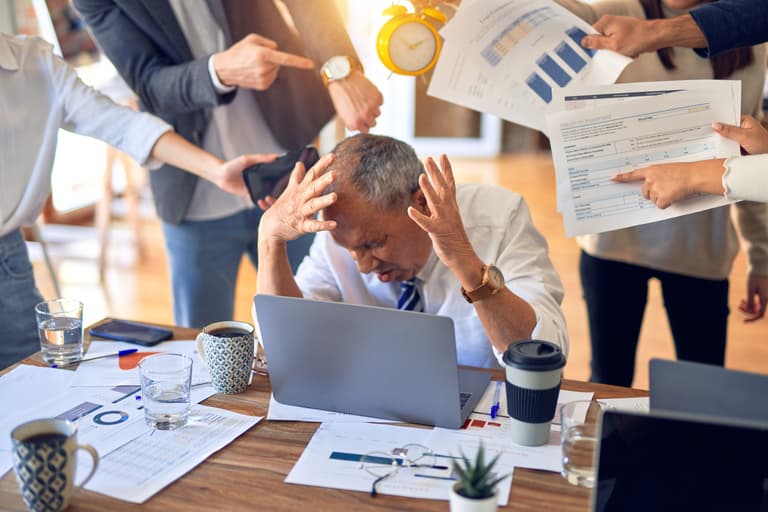 HR Compliance Reporting: What to Track and How to Simplify It